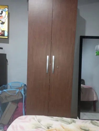 Guarda roupa de solteiro