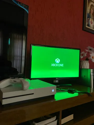 Xbox One S 500 Gb