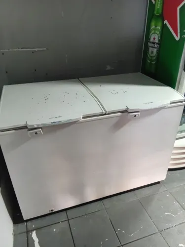 Freezer Electrolux motor e pintura original de fábrica