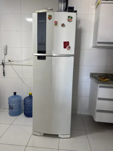 Geladeira Brastemp 405L