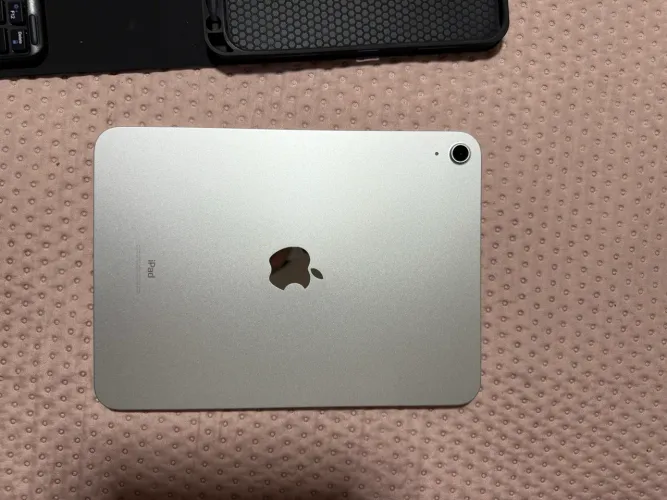 iPad 10