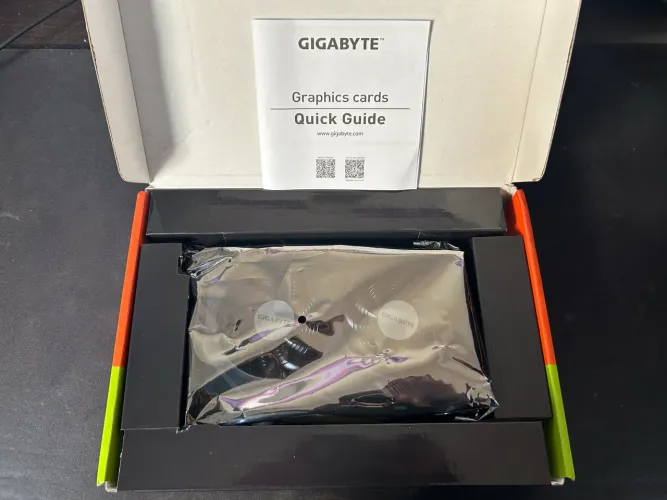 RTX 4060 Gigabyte 8GB - Excelente Estado - 2 Fans