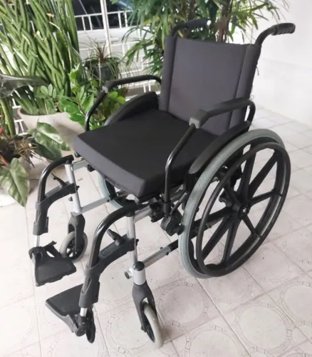 Cadeira de Rodas novíssima!