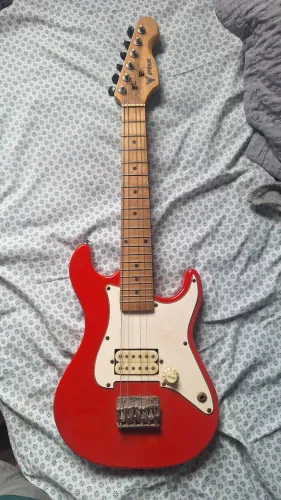Guitarra infantil