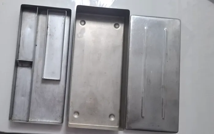 21 caixas inox/metal - tamanhos variados (com tampa)