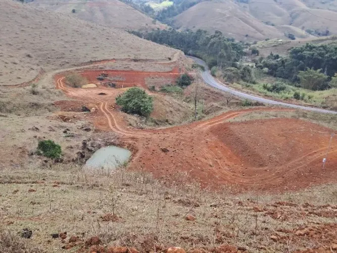Sitio com 2,8 hectares
