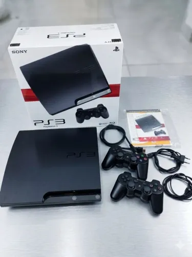 Console Playstation 3 Slim em perfeito estado