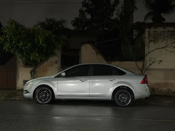 Ford Focus Sedan 1.6/1.6 Flex 8v/16v 4P Mec. 2012