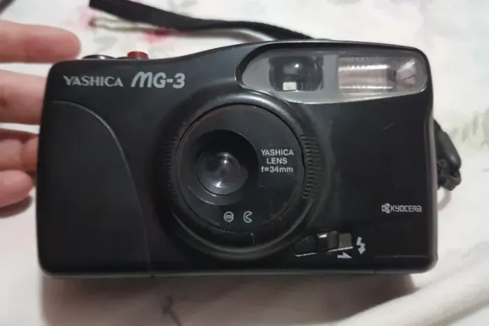 Câmera Yashica MG-3 - Kyocera