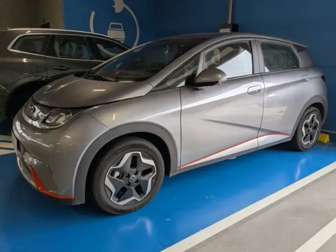 BYD Dolphin EV (Elétrico) 2024