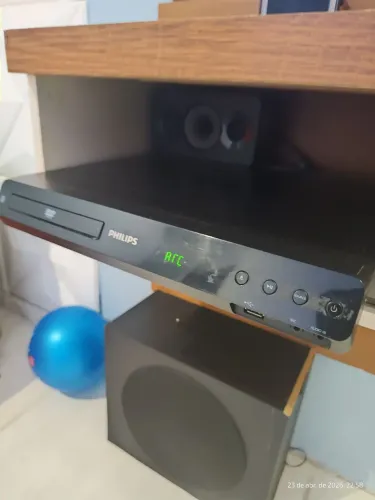 Home Theater Philips 1000w 5.1 Estereo 