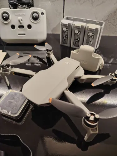 Drone Dji Mini 2 Fly More Combo