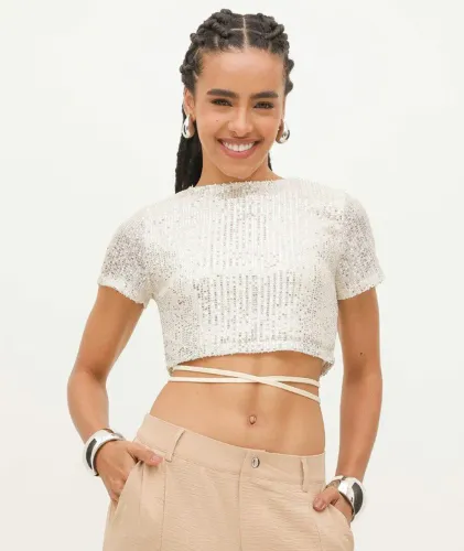 Cropped bege com paetês novo