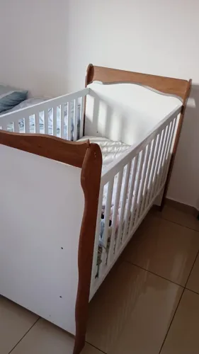 Berço de bebê 