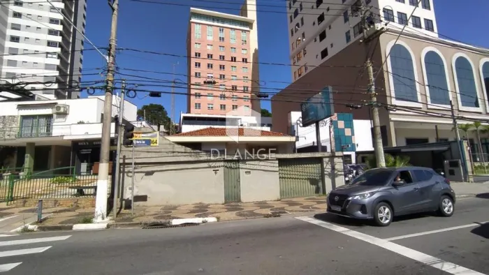 Terreno à venda no bairro Cambuí em Campinas