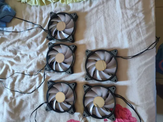 Fan aigo ar12 pro