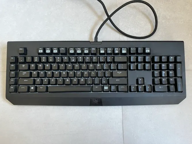 TECLADO GAMER BLACKWIDOW CHROMA - RARIDADE