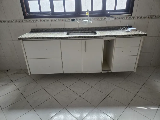 Armários Planejados de Cozinha em MDF 15mm + Mármore/Granito