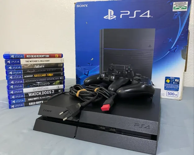 PlayStation 4 Fat 500 GB com 2 controles e 11 jogos - REVISADO 
