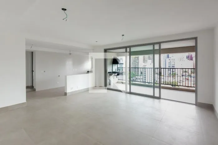 APARTAMENTO RESIDENTIAL em Campinas - São Paulo, Cambuí