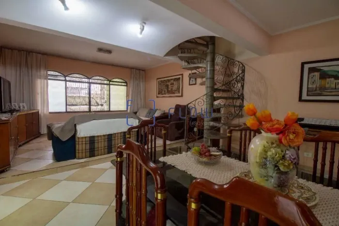 Casa Para Venda e Locação Campo Belo, 3 Quartos, 1 Suíte, 2 Vagas, 120m²
