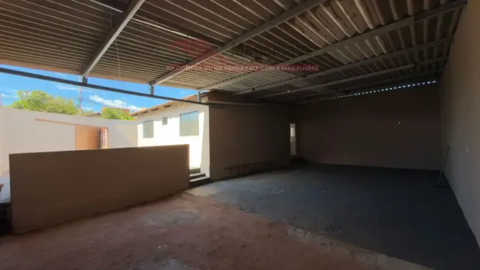 Sobrado para venda tem 450 metros quadrados com 4 quartos em Jardim Fonte Nova - Goiânia -