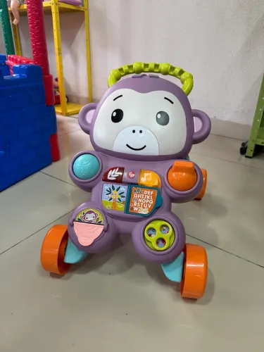 Andador infantil Fischer price 