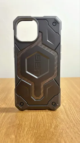 Capa Iphone 15 Pro URBAN ARMOR GEAR
