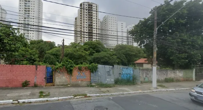 TERRENO À VENDA NA ZONA NORTE DE SÃO PAULO, SP