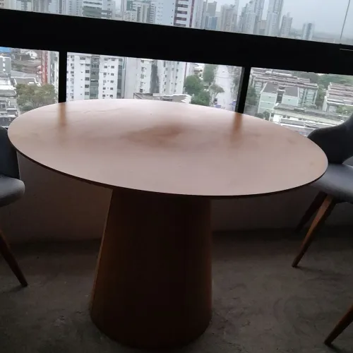 EXCELENTE MESA