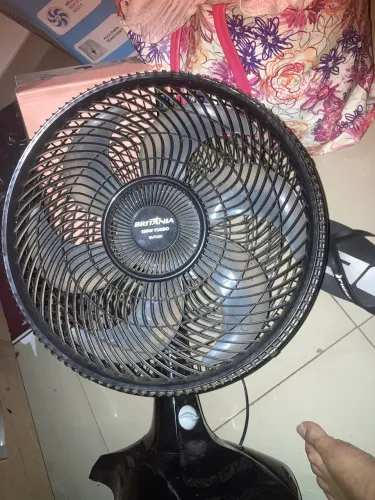 Ventilador 6 helices Britânia