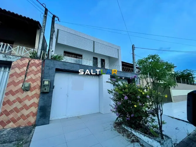 CASA DUPLEX AMPLA / CAJAZEIRAS - 3 SUÍTES, 3 VAGAS -