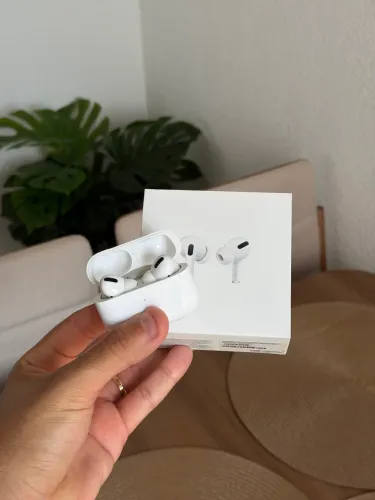 Apple Airpods Pro - Perfeito estado
