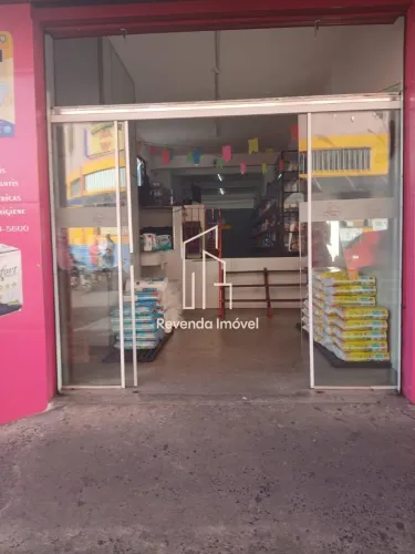 Excelente Ponto Comercial de 85m² com 2 Banheiros no Jardim Helena, Taboão da Serra-SP - P