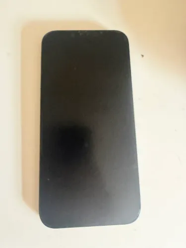 Vendo iPhone 13 semi novo, cor meia noite e 256GB