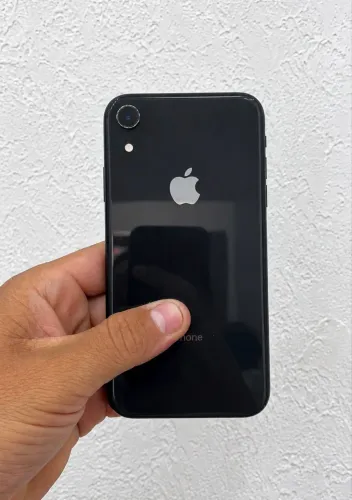 IPHONE XR 64 GB