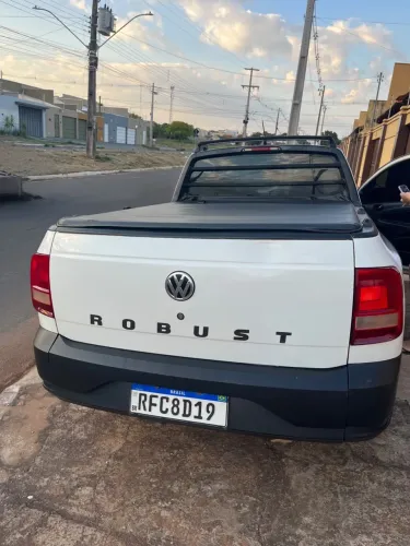 Volkswagen Saveiro Robust 1.6 Total Flex 8V 2021
