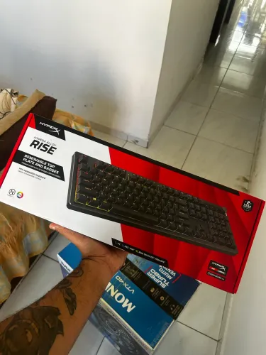 TECLADO MECÂNICO HYPERX ALLOY RISE FULL SIZE COM FIO