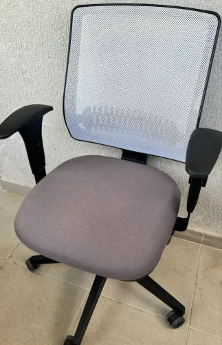 Cadeira flexform em ótimo estado