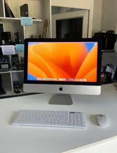 Imac 22 Polegadas intel core I5 2,3Ghz/8gb Memoria RAM/ssd 240gb /( mid 2017) garantia nf