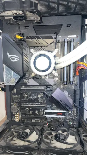 Z390 Rog Strix e gaming + i5 9600k 