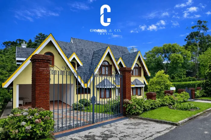 Casa Clássica á venda no Condomínio Jardim Véu da Noiva