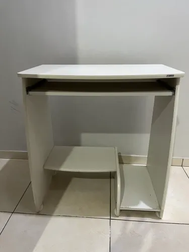 Mesa para computador