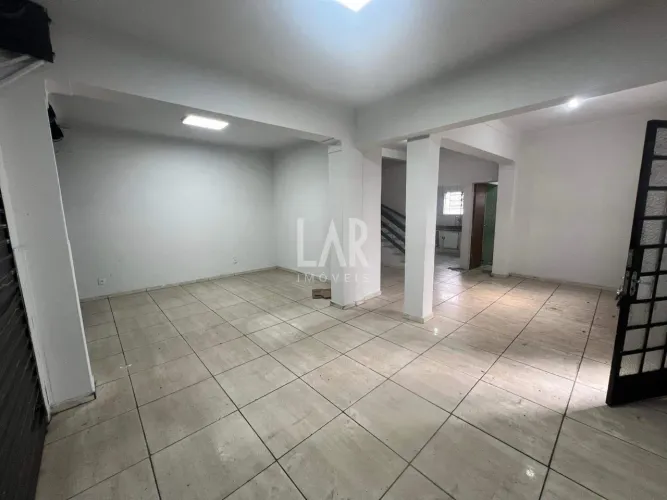 Casa Residencial/Comercial 188m² e Loja para locação no bairro Floresta, em Belo Horizonte