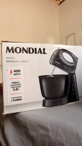 VENDO BATEDEIRA NOVA NA CAIXA