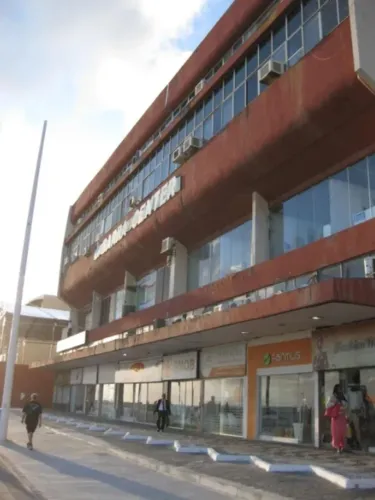 Sala comercial a VENDA na Barra, 28m² 4° andar no BARRA CENTER, Salvador - Abra seu negóci