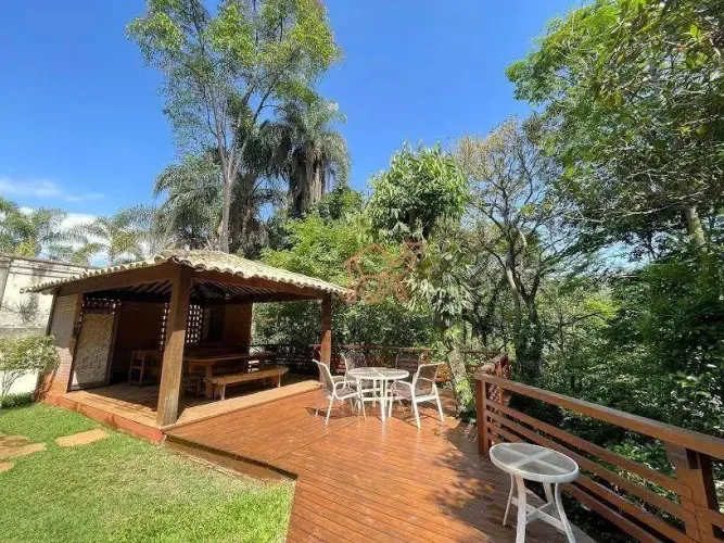 Casa com 4 dormitórios à venda, 553 m² por R$ 4.500.000,03 - Vila Del Rey - Nova Lima/MG