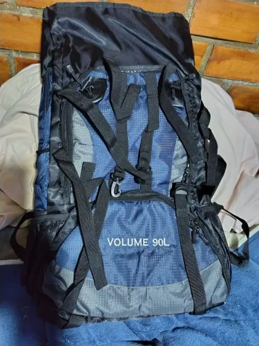 Vende-se Mochila 90 L Nunca usada<br>NAO ACEITA OFERTA A MOCHILA ESTA EM IGUABA Grande