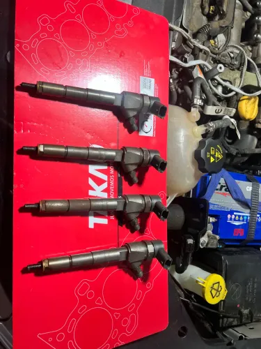 Bicos injetores motor multijet 