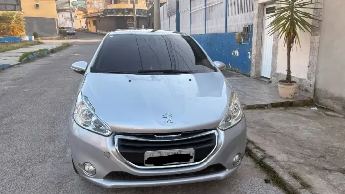 Peugeot 208 Griffe 1.6 Flex 16V 5P Mec. 2014